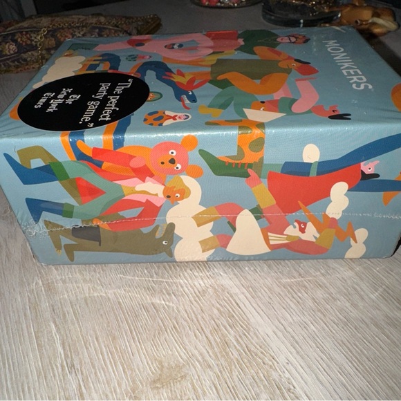Monikers “Dumb party card game” funded with Kickstarter 2014 -full box o… - Picture 3 of 3